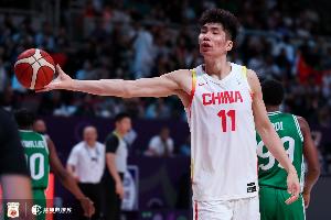 媒体人：毕尔巴鄂总经理确认 余嘉豪下赛季将继续以租借形式打球