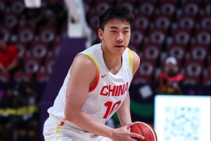 媒体人：王俊杰打球好扎实 最后的攻防杀死比赛 球迷为他高喊MVP