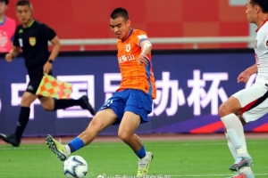 刘彬彬、赵剑非、德尔加多分别租借加盟三镇、新鹏城、英博